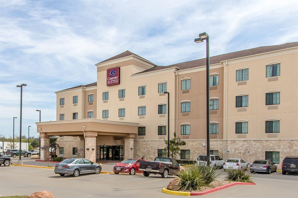 Comfort Suites-Youngstown North Exterior photo